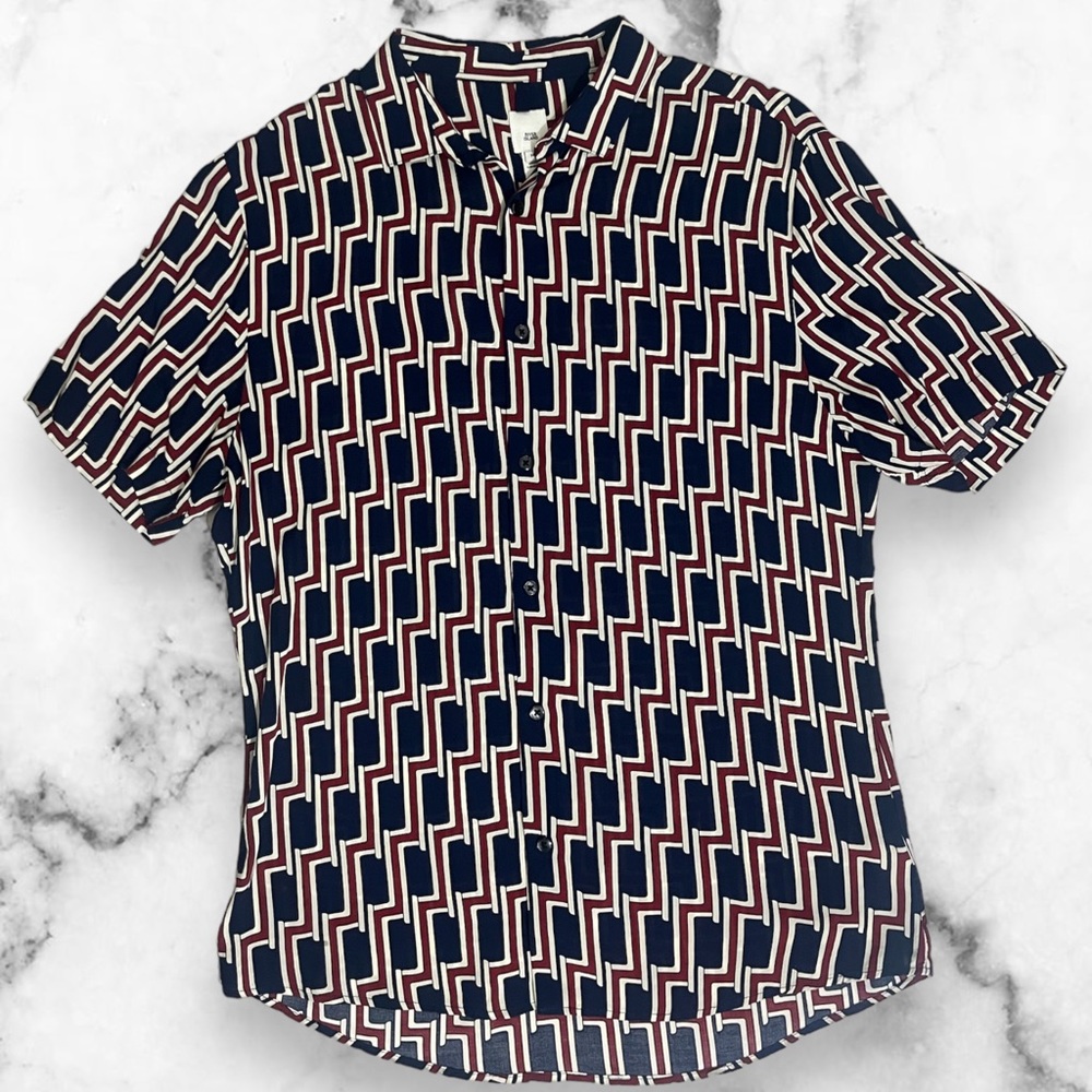 Casual button down short sleeve t-shirt